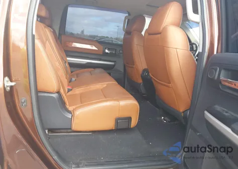 2015 Toyota Tundra 1794 5.7L V8 из США, поврежденный, VIN 5TFAW5F13FX437183